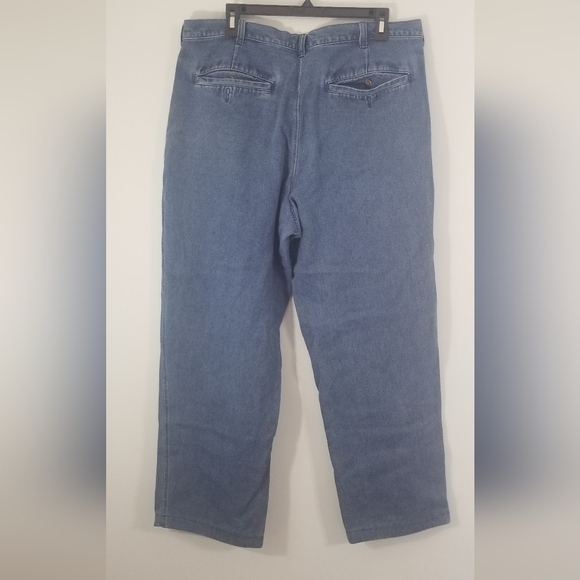 Knightsbridge Denim Jean's. Medium Wash. Waist 38" Length 30". - Picture 4 of 5